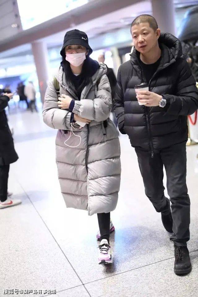 皮肤|姚晨老了脸也会崩，皮肤暗沉还有皱纹，但最起码是纯天然的！