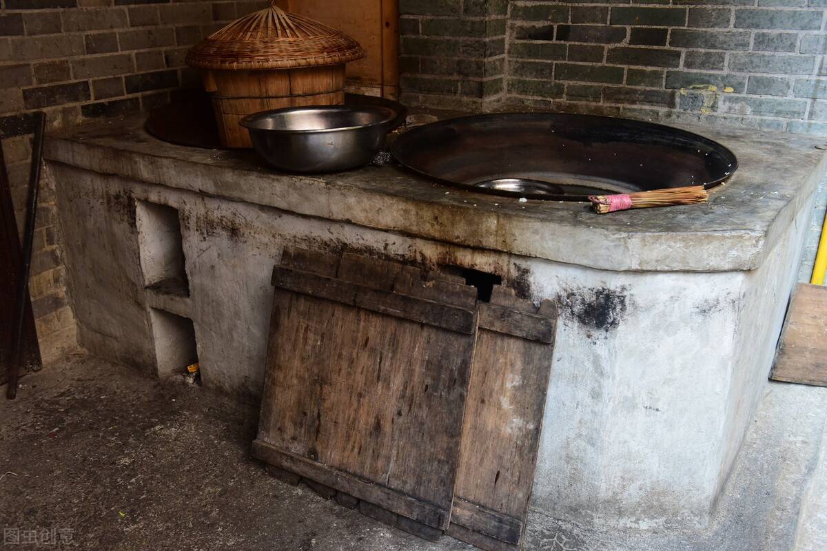 农村俗语讲家中纵有千般事临睡灶房走一回有必要吗
