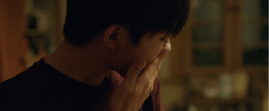 耳光|原创易烊千玺新片预告来袭，短短15秒的“耳光戏”，他的表现格外精彩