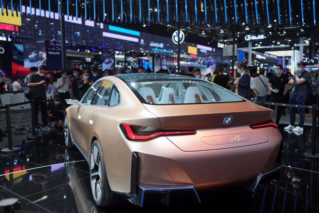 性能,豪华和未来三位一体,宝马携众多新车出征2020北京车展