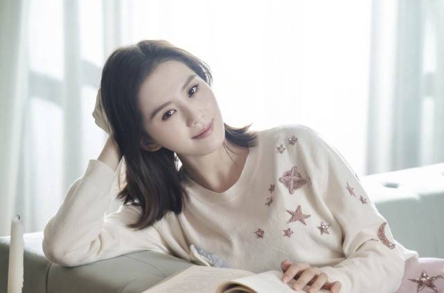 角色|原创不仅演技被吐槽，连角色人设都崩塌了，看来她只能负责美