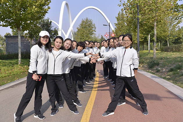 服装|公司员工团建团体服装定制指南，看这篇就够了