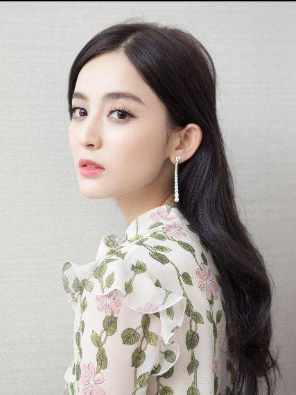 来自新疆的8大美女明星,个个似混血女神,你觉得谁最美