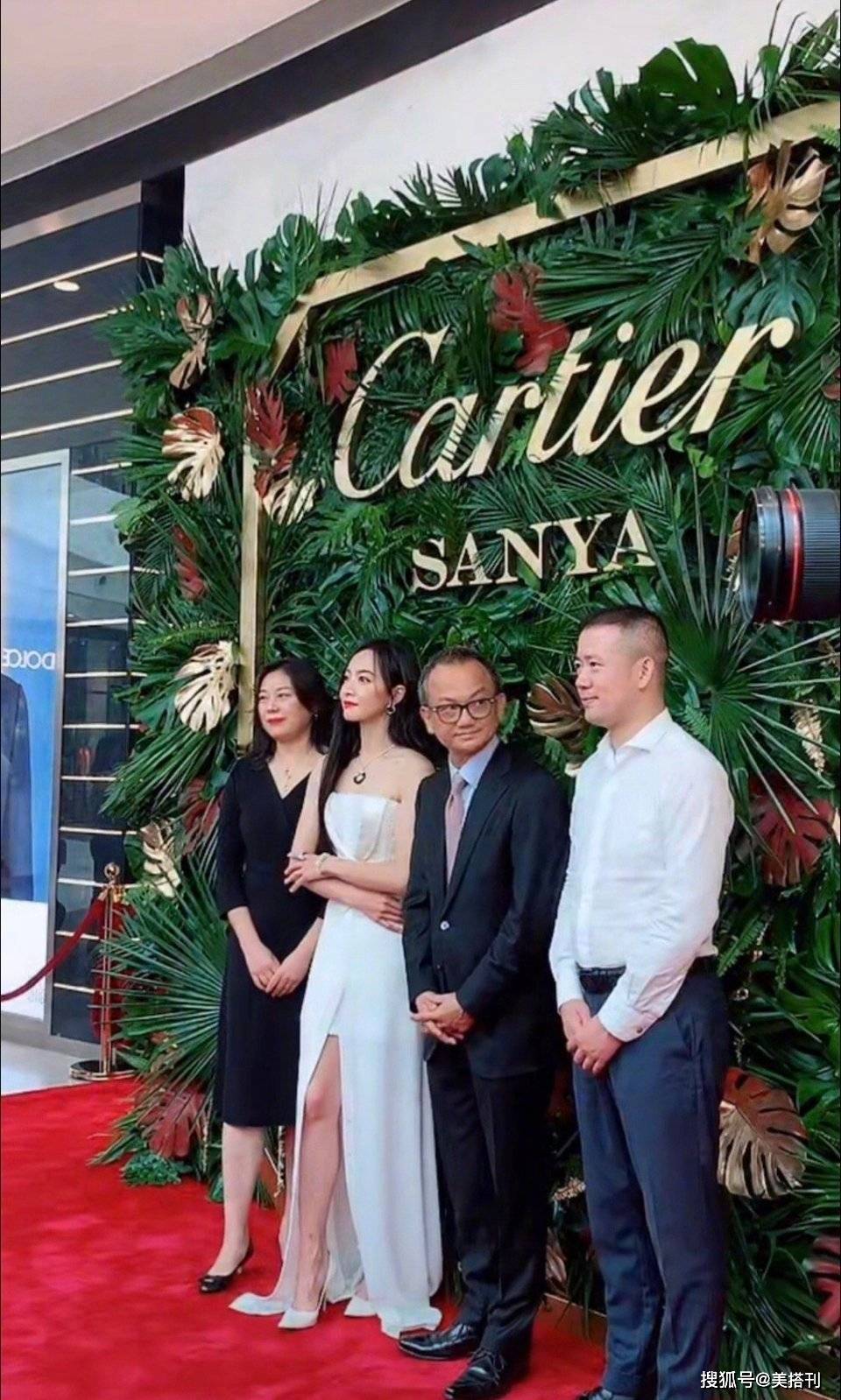 身材|金鹰女神候选人宋茜生图惊艳，一袭抹胸开叉裙，身材凹凸颜值能打