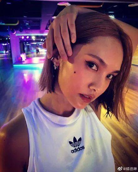 位置|跟着《琉璃》点痣大师袁冰妍 做一名有“痣”girl