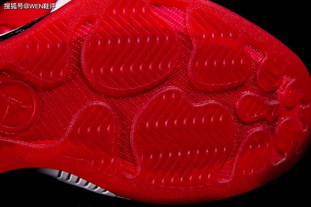 旗舰|当年800块就能买到的旗舰款如今变无价之宝！来看看当年的旗舰球鞋吧