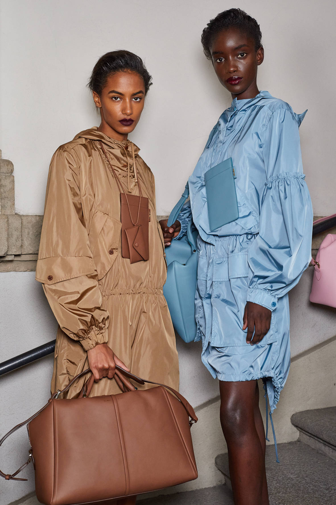 Max|2021春夏时装周：复苏文艺复兴美学，Max Mara 结合都会与复古的女力精神