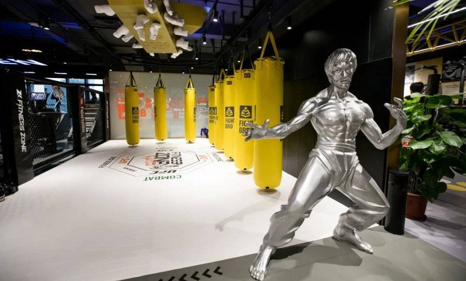 器械|艺术馆健身房，老板竟是吴尊…