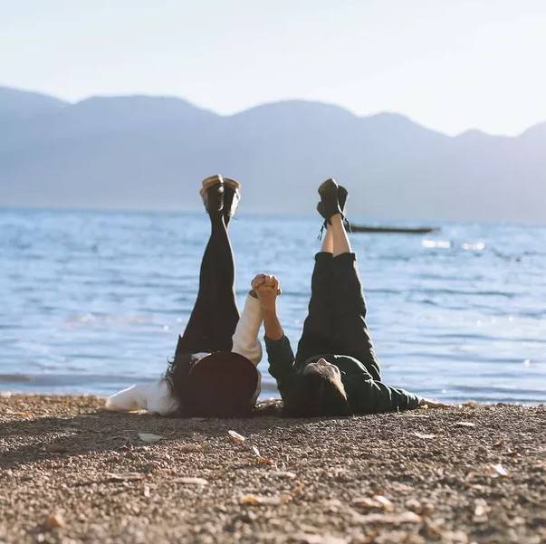 如何让自己坚强一点 09782bf810c845599b89089cbc65ed47.jpeg