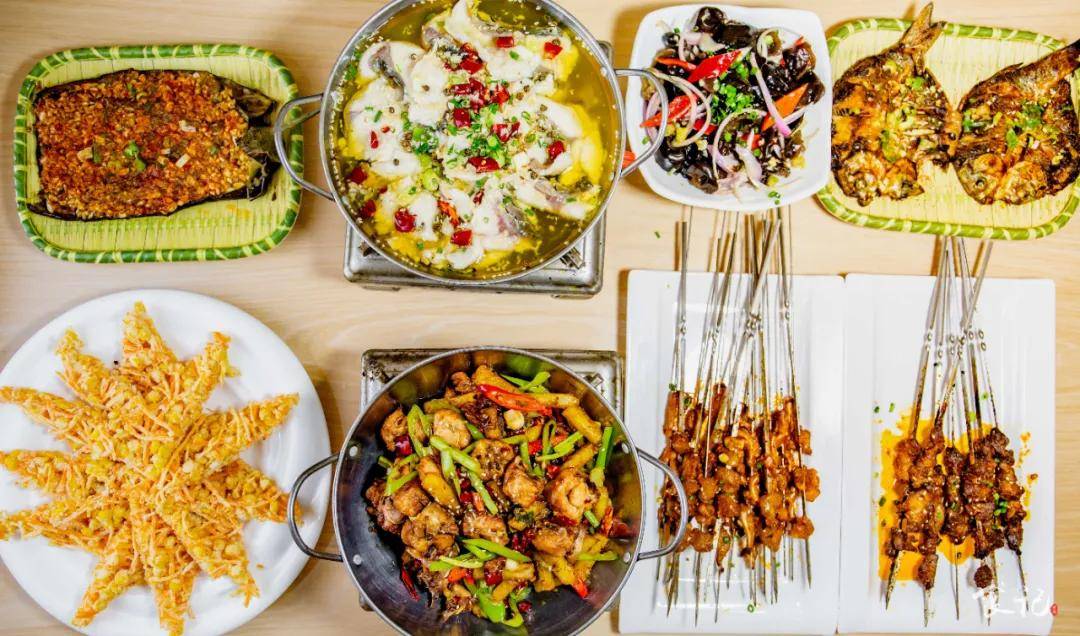 新店|烧烤成主打，还卖起早餐...人均不到30元！22年老牌餐饮开新店啦