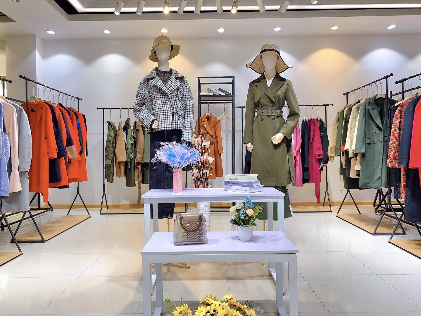 进货|新手服装店主拿货指南——服装店批发要到哪里拿货