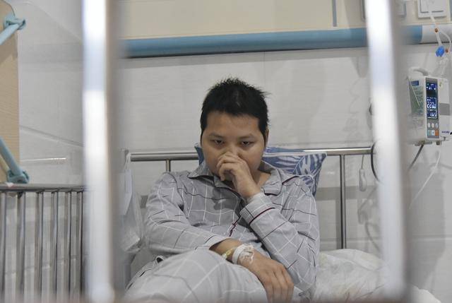 妈妈|父亲却消失不见，“我不怪爸爸只想他回来”14岁男孩急等配型