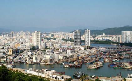 海南有几个中心城市 15ec618a784f464baa510fb39d6ee217.jpeg