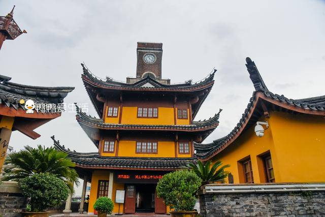 遗址|宁波仅存的古城楼遗址，有一西式钟楼造型奇特，现成为核心街区！