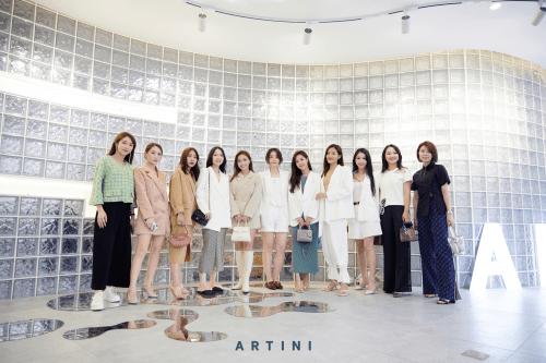 陆地上|ARTINI漂浮大陆体验馆盛大开幕 或成网红打卡新地标