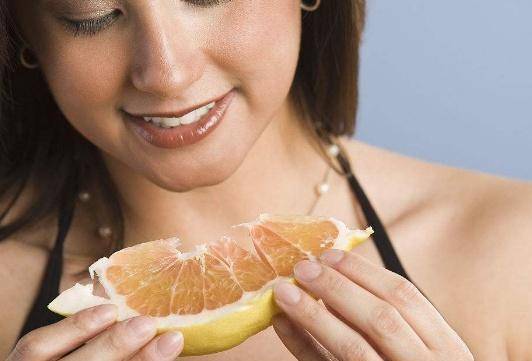 三高人群可以吃柚子吗 2c1fc4e45e2a418588630bf02425da74.jpeg