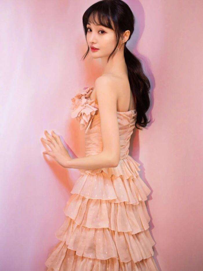 王波|原创著名作家：我可以贴身保护迪丽热巴，希望郑爽做我电影女主角