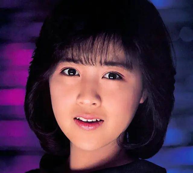 美少女|晚晚和朱茵的结合体，这些美少女炸弹极度可口！