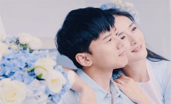 张杰怎么认识的何炅 80ba9f2ce2114a6180f926c51d3a1e84.png