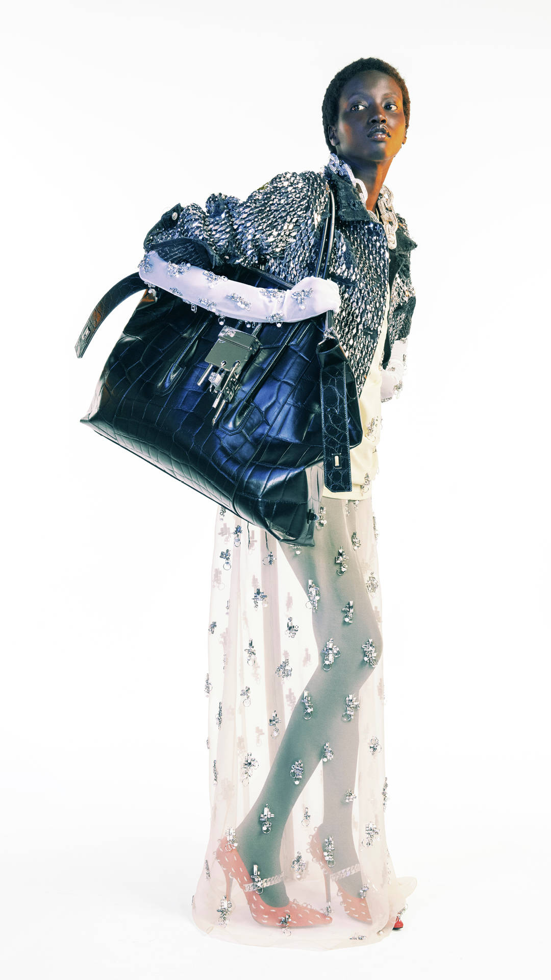 消息资讯|纪梵希全新发布2021春夏男女装成衣系列