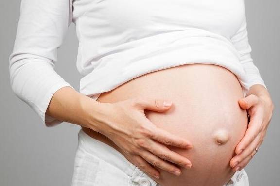 怀孕肚子一按会疼吗 6f00c83268764945a01bcfd681cd8edc.jpeg