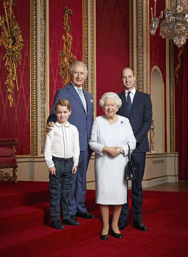 英女王和直系继承人合照,不带哈里.哈里失望退出王室