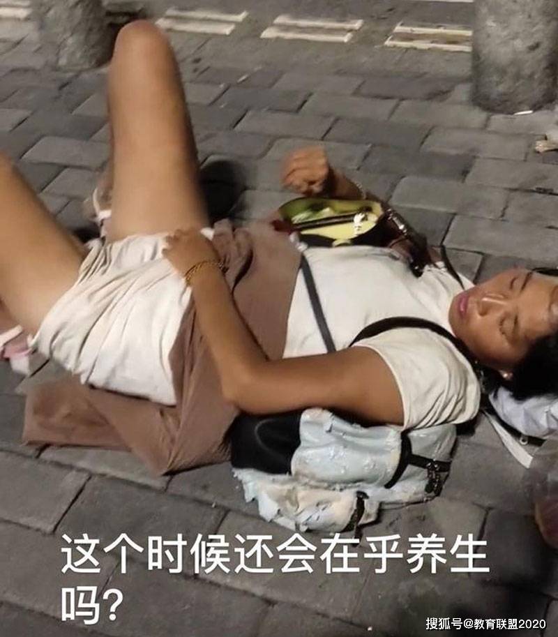 离不开深圳回不去故乡，中秋街头捡剩饭的失败女人