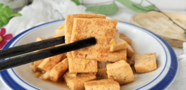 炖豆腐怎么做最好吃啊 ca756e77054a4b5892620be283015b2c.png