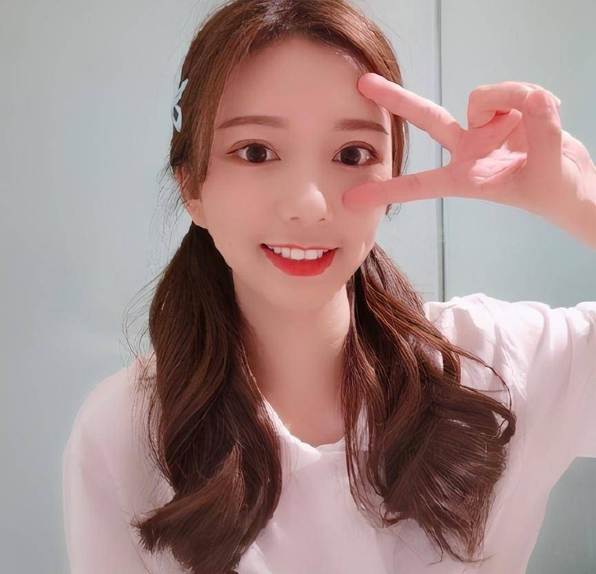 SNH48女团工资曝光！成员控诉吃不起饭，网友：还