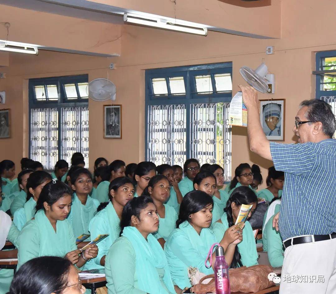 在印度，娶一个女生能拿多少彩礼钱？|地球知识局