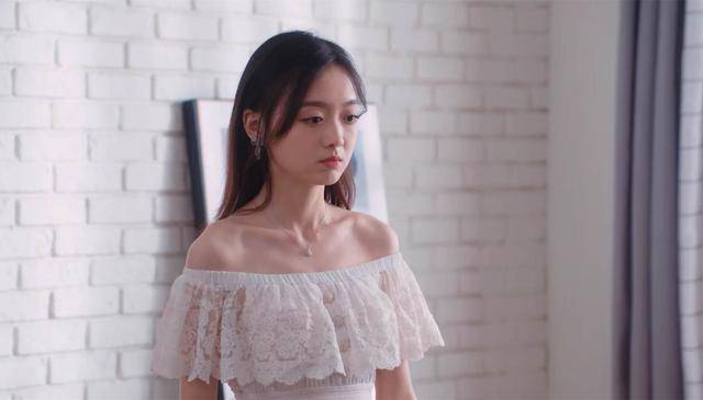 琪琪|琪琪化身女护士，天云美出新高度！灵儿在王者大锅饭坑惨了Fly