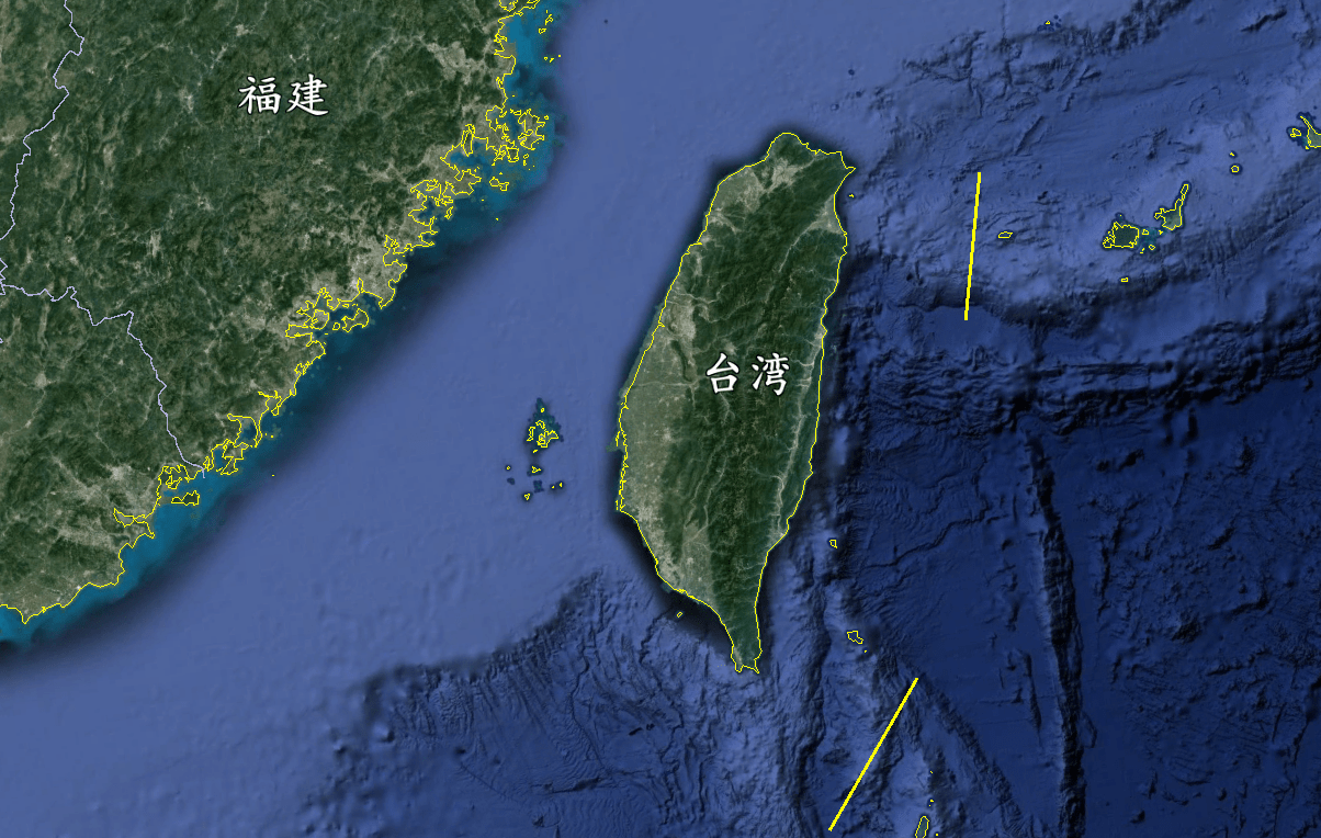 东临太平洋,西隔台湾海峡与我国福建省相望,南临巴士海峡与菲律宾群岛