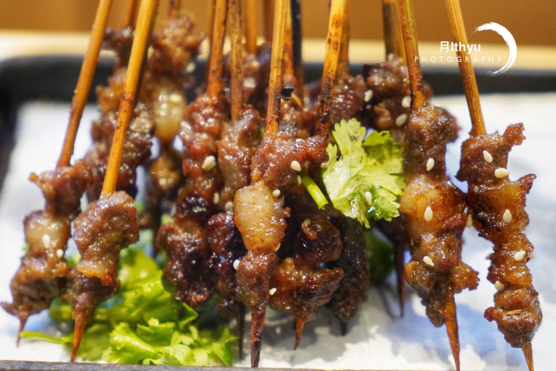 厦门|一条路连着两间，就知道生意多火爆厦门本地人最爱的烧烤