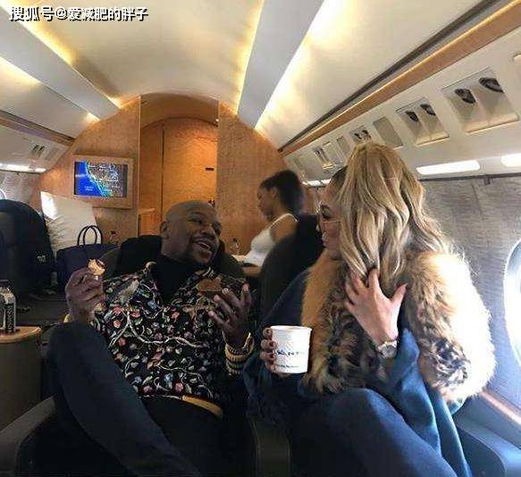 女友|都知道梅威瑟爱美女，拥有7位女友和平共处，相处的秘诀是什么？