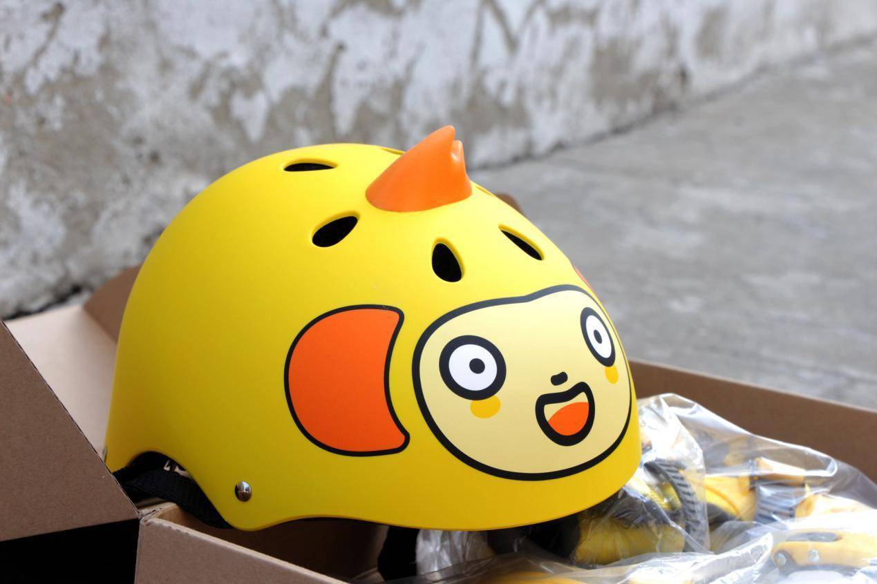 怪兽|激发运动潜能，陪伴美好童年：柒小佰小怪兽轮滑鞋评测