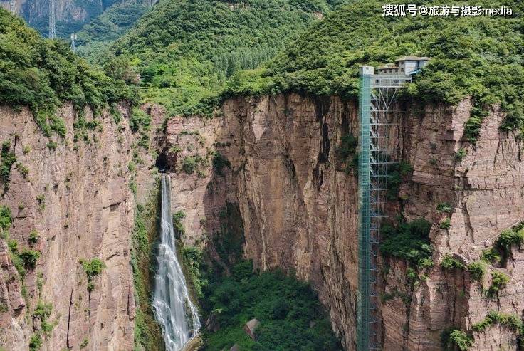 太行山深处的世外村庄，至今没通公路，成了现实版世外桃源！_村民