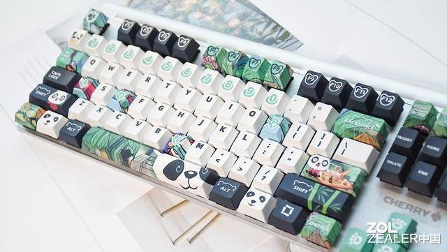 国风配色 扎实体验丨樱桃MX BOARD 8.0机械键盘