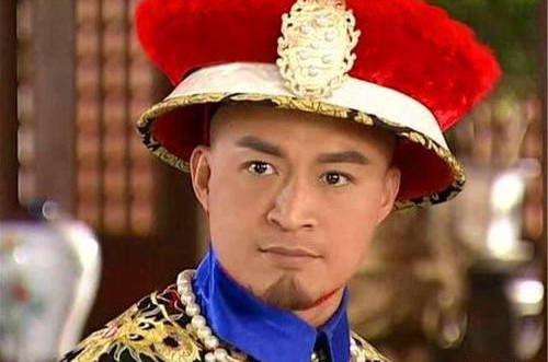 阿济格|他是多尔衮的哥哥, 曾一路大战逼死李自成, 后来为何自尽而亡?