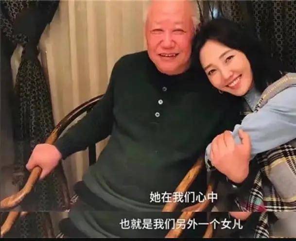 白百合要洗白翻身了?!她早就该说出这个秘密的...