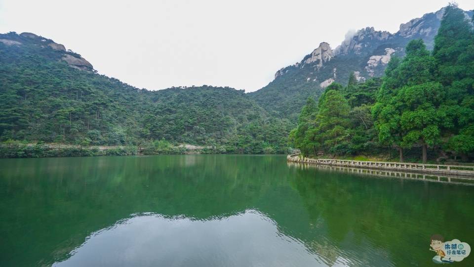 黄山|原创与黄山齐名却常被忽略的一座山，因电视剧而爆红，网友相约去爬山