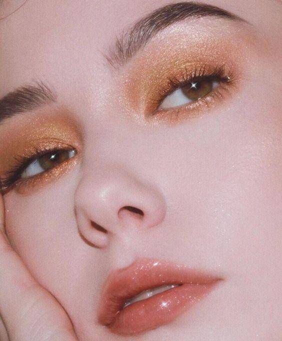 嘴唇|一进秋天,嘴巴比脸还干!用了它,男朋友整天捧着我的嘴亲