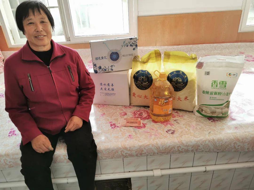 失独者故事：一个电话，让他们的生活从此改变！