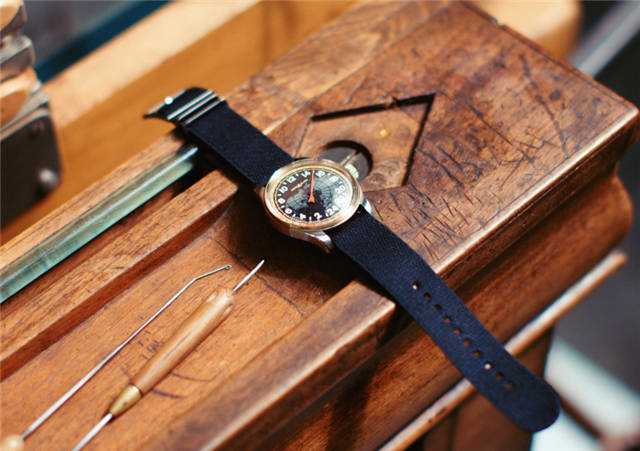 Faure|这或许是我见过最牛的NATO表带!