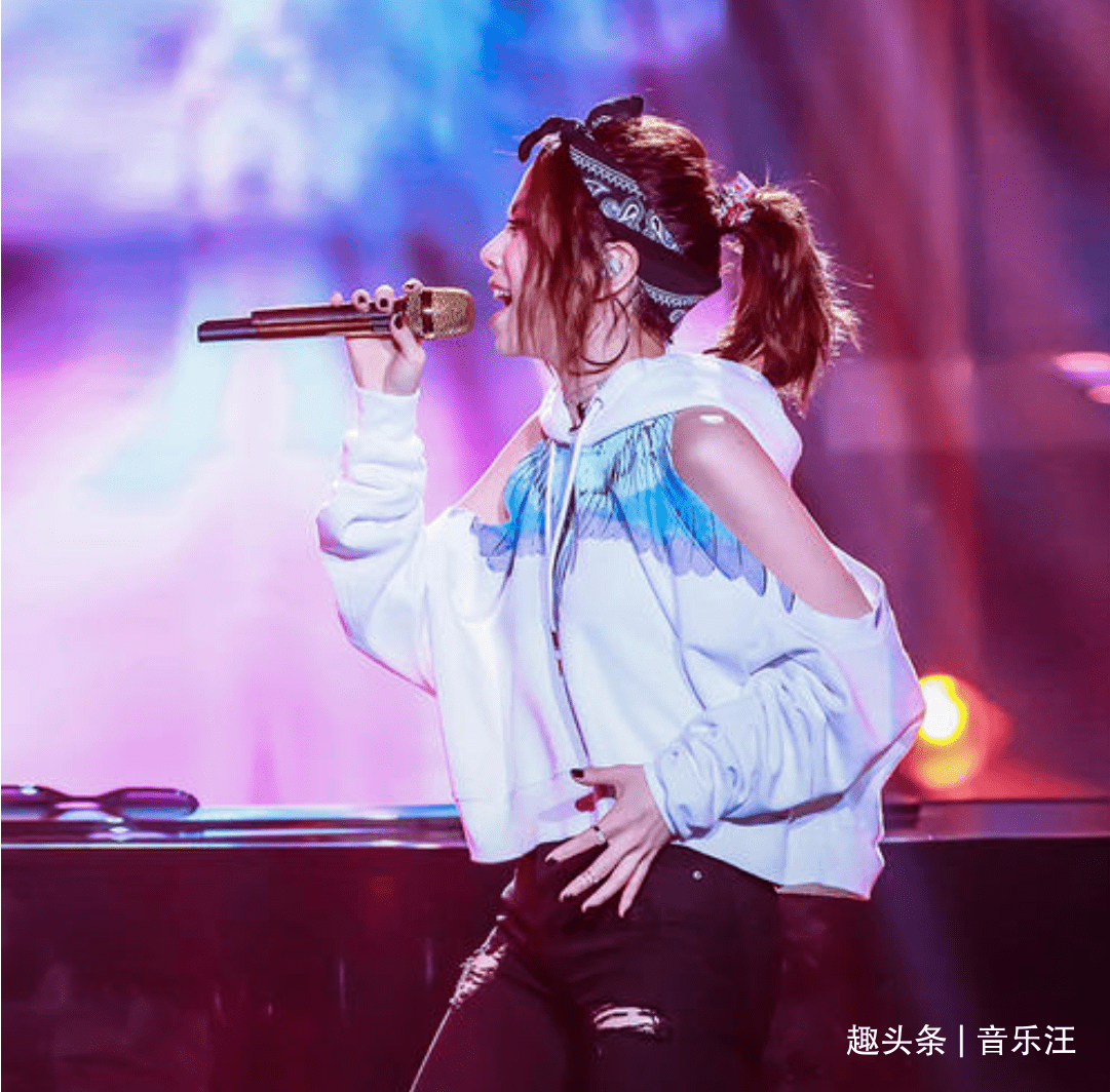 华语女歌手排行榜_华语女歌手最新排名,第一名依然是邓紫棋,单依纯才(2)