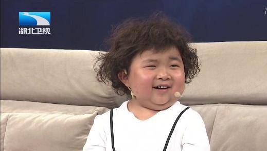 
李欣蕊：坐拥6百万粉丝 聊到孟非无话可说 年事虽小但履历感人|爱游戏（ayx）中国官方网站