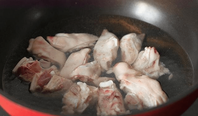 猪脚怎么炖不油 5ed233fde2da44d29e29bf74a77f489a.png