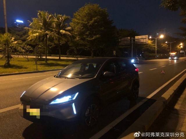 
小鹏汽车旗下小鹏G3再爆刹车失灵-3亿体育(图2)