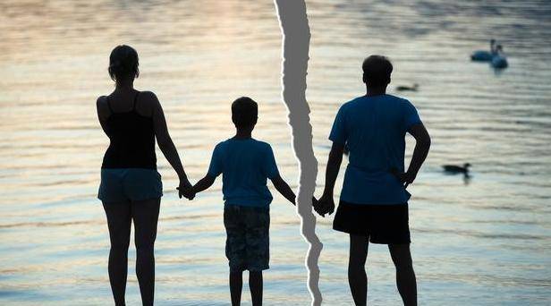 梦境中的亲密联结，男朋友称呼父母为爸妈的深层含义与心理解析