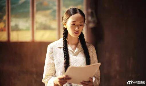 大火|原创18岁陷张国立之子风波,35岁斩获视后:她真活成了“顾佳”?