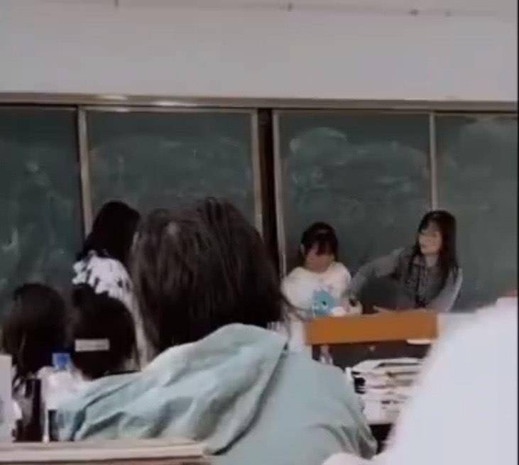 被囚禁15年后